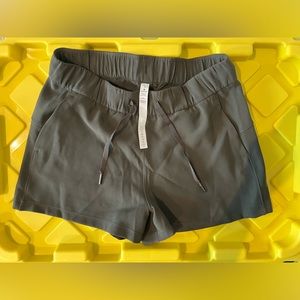 Womens lululemon shorts size 6